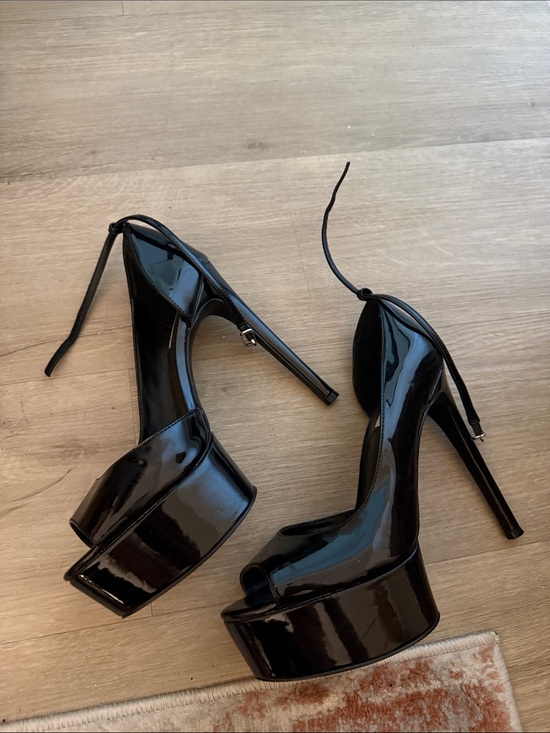 Steve Madden Shoes - Steve Madden Black Patent Platform Peep-Toe Heels